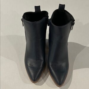 Navy faux leather boots size 7